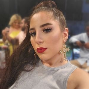 Meet your Posher, Lorissa